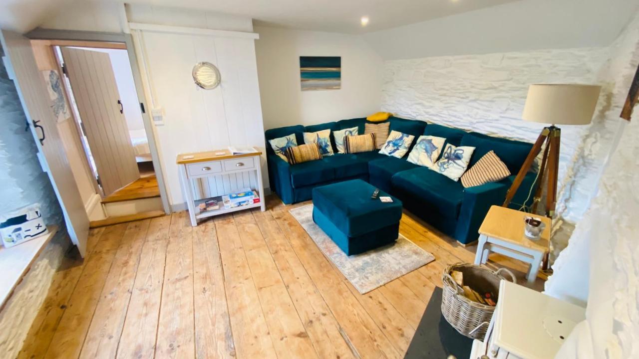 Spindrift Is A Beautiful Newly Refurbished Three Bedroom Private Family House Located On The Old Harbour And The Coastal Path In The Heart Of Beautiful Полперро Экстерьер фото